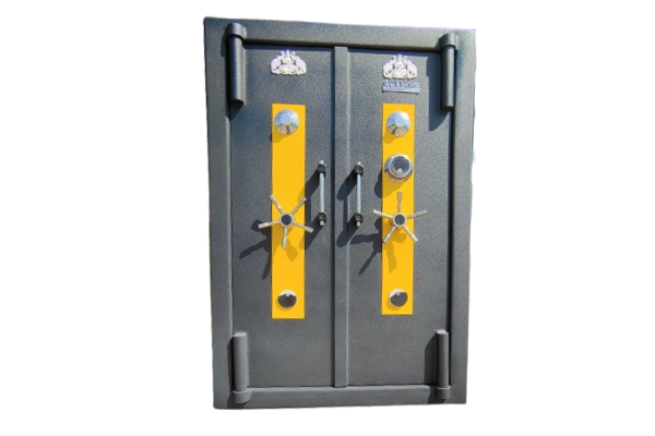 Double Door Locker